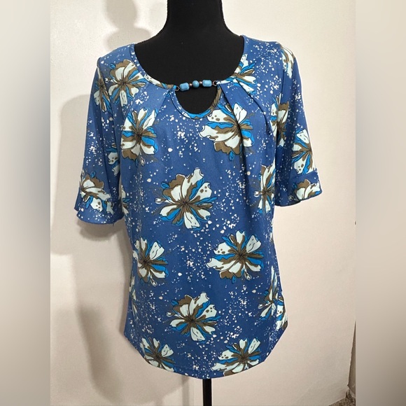 004 COMBO: Assorted blouses size S - Picture 3 of 4